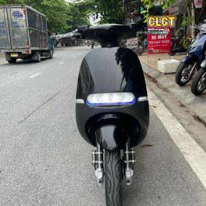 Có thể là hình ảnh về xe scooter, xe môtô và văn bản cho biết 'CLCT LDVA XE MAY XE ĐẠP ĐIỆN S'
