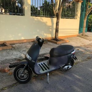 Có thể là hình ảnh về xe môtô, xe scooter và văn bản