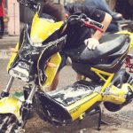 Xe điện đi mưa có bị làm sao không? Và rửa xe điện có ảnh hưởng gì không?